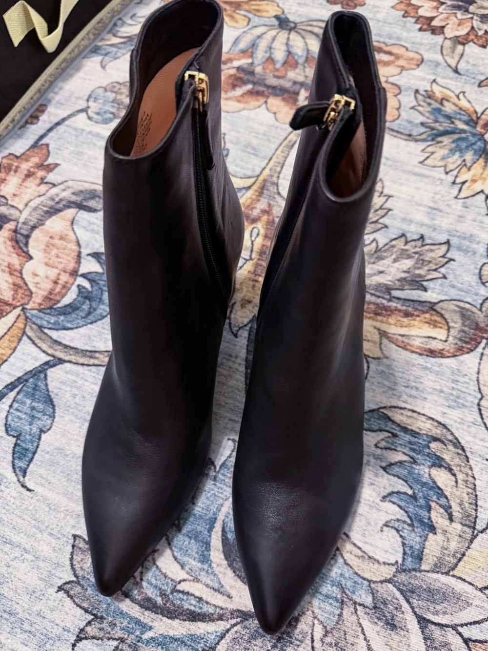 Brand New! J. Crew Black Pointed-Toe Soft Leather Ankle Booties with Side Zip - Picture 4 of 8